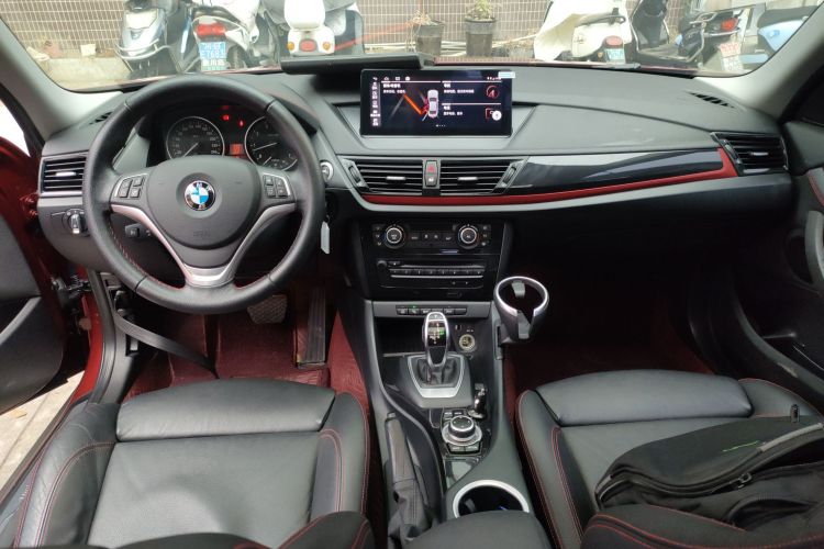 宝马X1 2014款 sDrive18i 运动设计套装中控内饰12