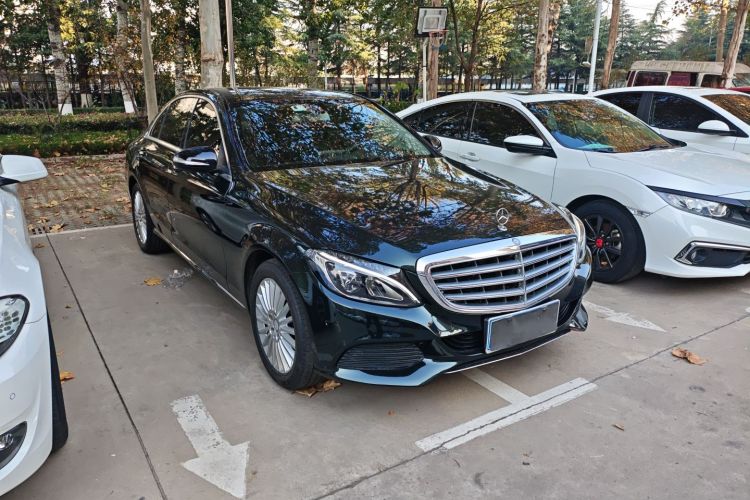 奔驰C级 2015款 改款 C 200 L车身外观3