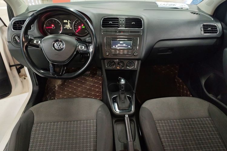 大众 Polo 2016款 1.6L 自动舒适型中控内饰16
