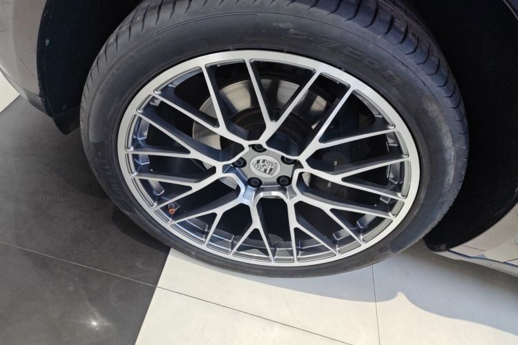 保时捷 2021款 Macan 2.0T车身外观6007