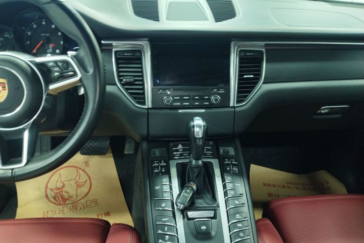 保时捷 2017款  Macan 2.0T中控内饰16
