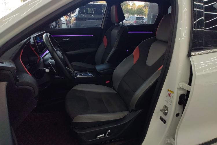 哈弗赤兔 2021款 激擎版 1.5T 黄金兔中控内饰19