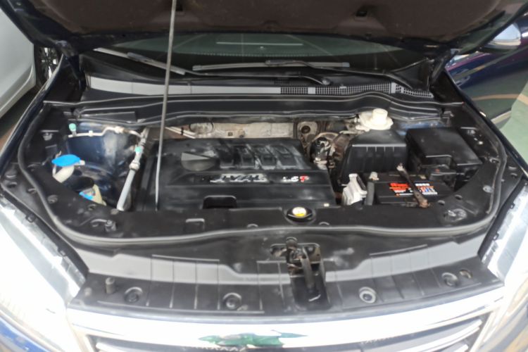 哈弗H6 2014款 运动版 1.5T 手动两驱精英型机舱底盘24