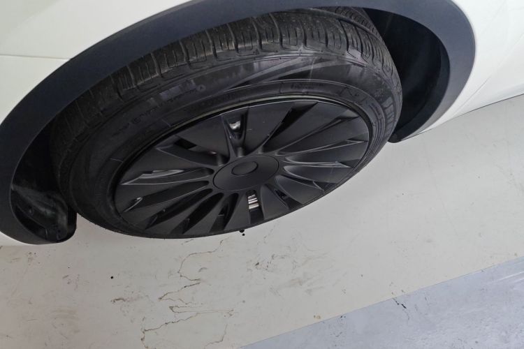 特斯拉 Model Y 2021款 标准续航后驱版车身外观6007