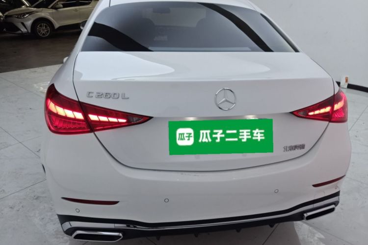 奔驰C级 2024款 改款三 C 260 L 运动版车身外观6