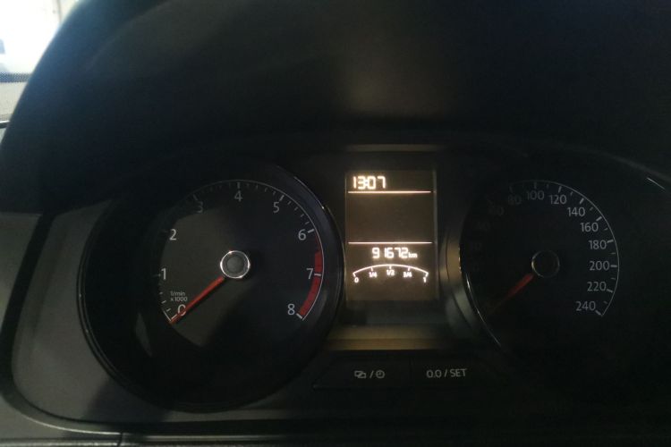 大众 朗逸 2017款 1.6L 自动风尚版局部细节14