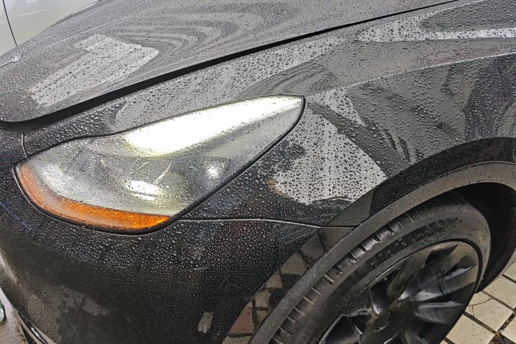 特斯拉 Model Y 2021款 标准续航后驱版局部细节36