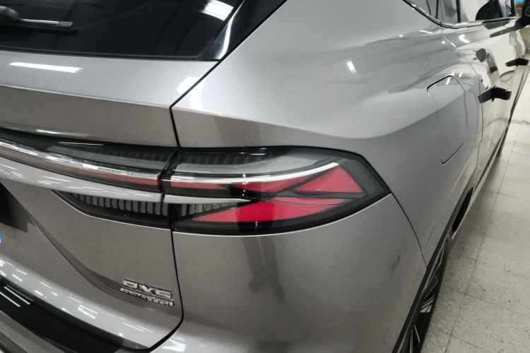 荣威RX5 2023款 1.5T 豪华滑屏版车身外观9