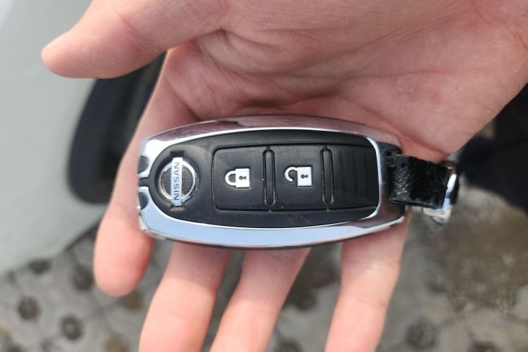 日产 奇骏 2021款 2.0L CVT 2WD XL ITS智联舒适版中控内饰11