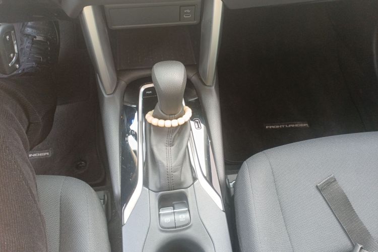 丰田 锋兰达 2023款 2.0L CVT精英版局部细节18