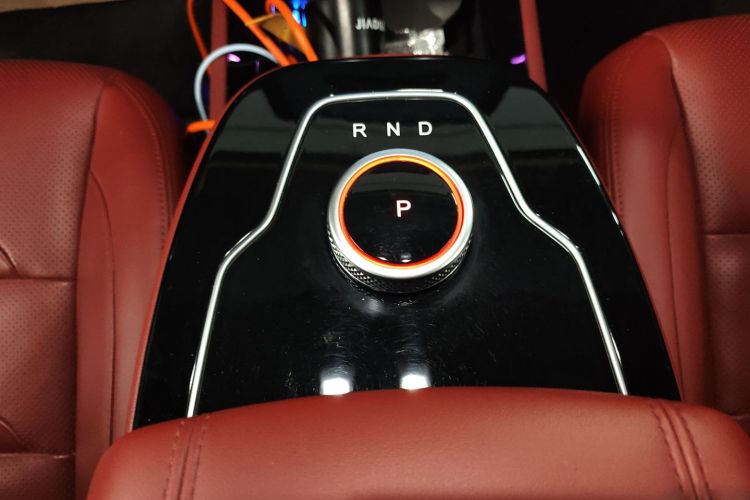 SERES赛力斯 赛力斯SF5 2021款 华为智选四驱版局部细节18