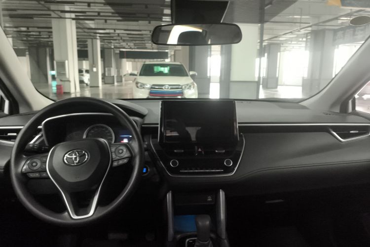 丰田 锋兰达 2022款 2.0L CVT豪华PLUS版中控内饰12