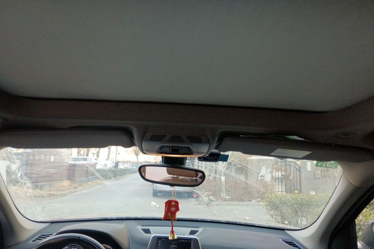 宝马X1 2019款 sDrive18Li 尊享型中控内饰22