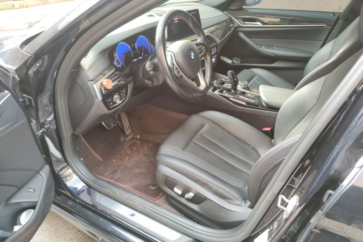 宝马5系 2018款 525Li M运动套装中控内饰7003