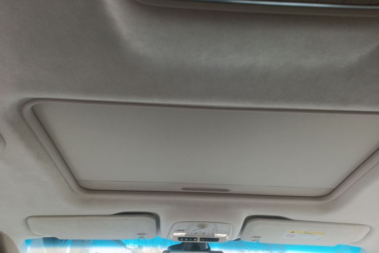 别克GL8 2020款 Avenir艾维亚 六座贤礼版中控内饰22