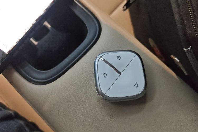 五菱汽车 五菱缤果PLUS 2024款 510km 旗舰版 四座版中控内饰7001