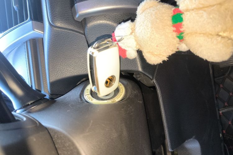 丰田 威驰 2014款 1.5L 自动智臻版中控内饰11