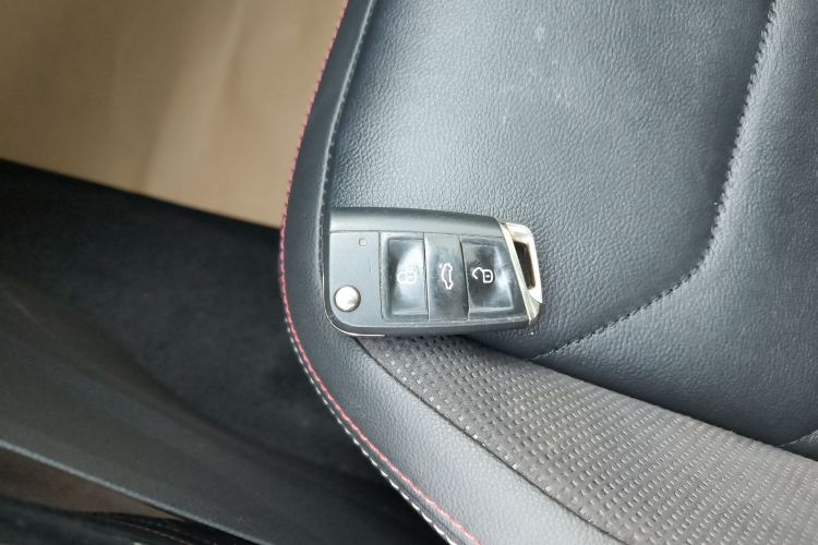 大众 探岳 2021款 330TSI 两驱豪华智联版中控内饰11