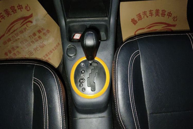铃木 雨燕 2016款 1.5L 自动时尚型酷玩版局部细节18