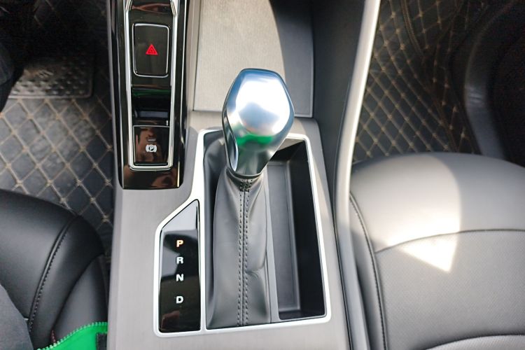 荣威i5 2023款 1.5L CVT尊荣版局部细节18