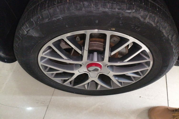 腾势X 2020款 PHEV经典版车身外观6008