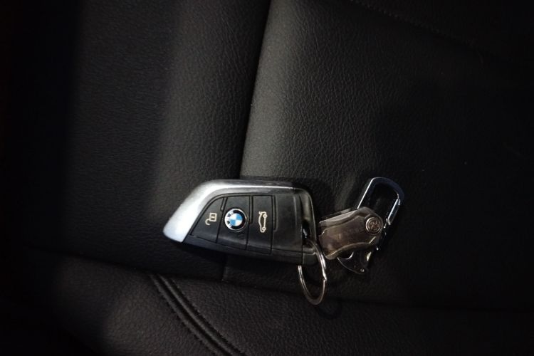 宝马X1 2019款 sDrive18Li 时尚型中控内饰7001