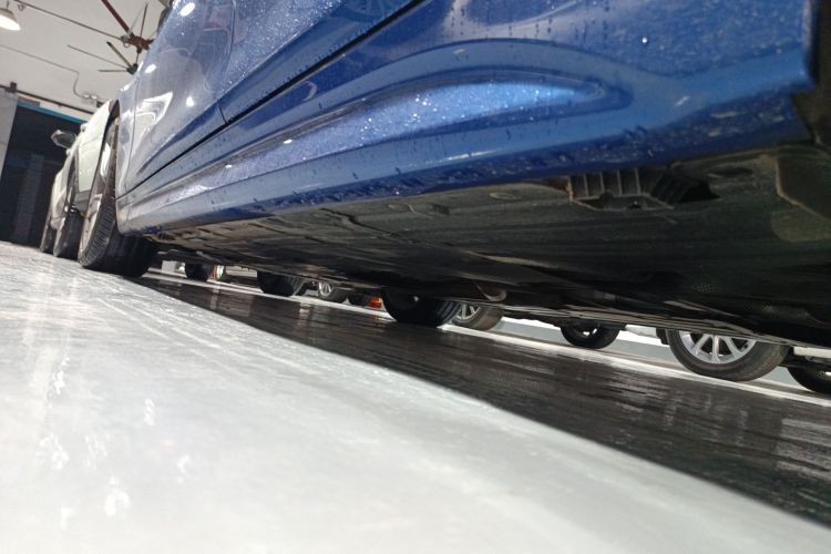 宝马3系 2017款 320Li M运动型局部细节9002