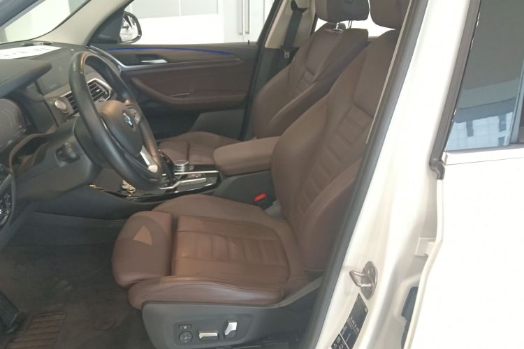 宝马X3 2021款 xDrive28i 豪华套装中控内饰19