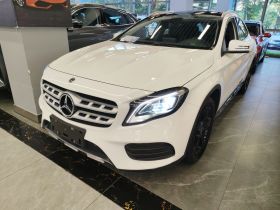 奔驰GLA 2019款 GLA 200 时尚型