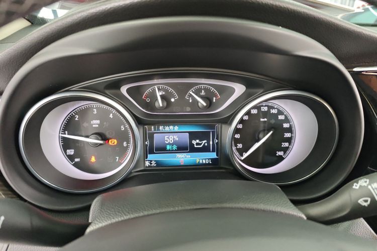 别克 昂科威 2020款 20T 两驱精英型中控内饰14