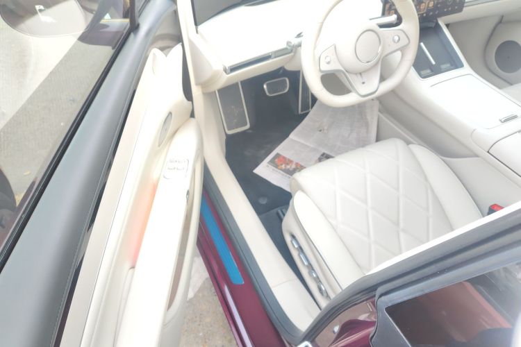 鸿蒙智行 享界S9 2025款 增程 Max+中控内饰7003