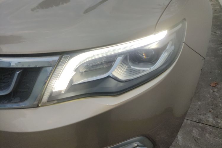 吉利汽车 博越 2016款 1.8TD 自动四驱智慧型局部细节36