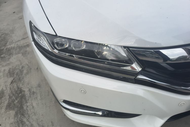 本田 思铂睿 2015款 2.4L 尊贵版车身外观8