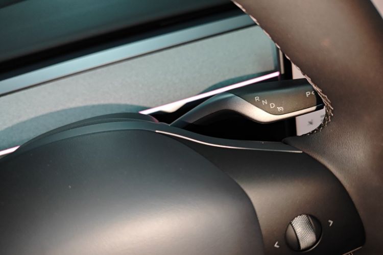 特斯拉 Model Y 2024款 后轮驱动版中控内饰18