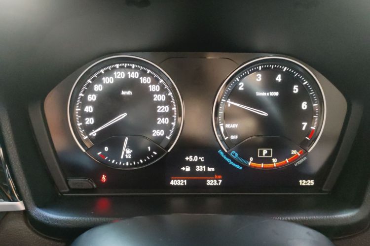 宝马X1 2022款 sDrive25Li 领先型中控内饰14