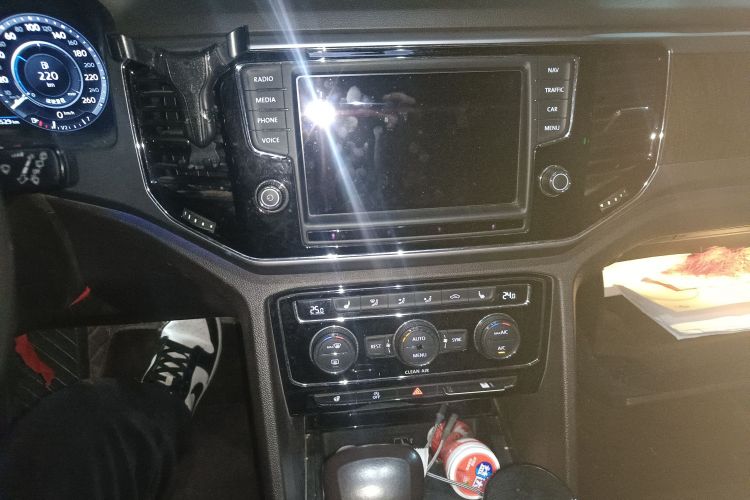 大众 途昂 2017款 380TSI 四驱旗舰版中控内饰16