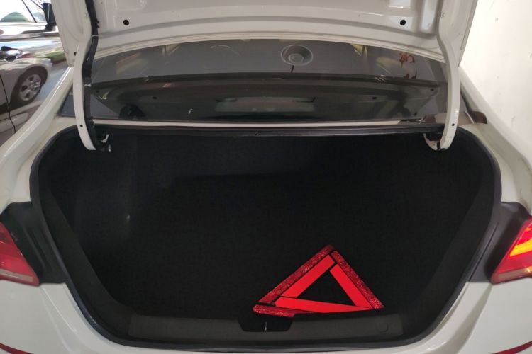 雪佛兰 科沃兹 2018款 320 自动欣享天窗版局部细节23