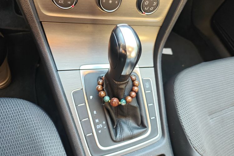 大众 高尔夫 2015款 1.6L 自动舒适型中控内饰18