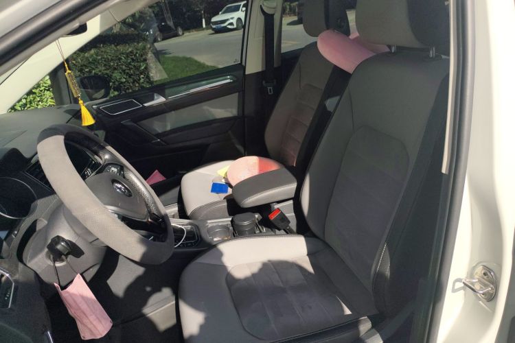 大众 高尔夫·嘉旅 2019款 280TSI 自动守望型 国VI中控内饰19