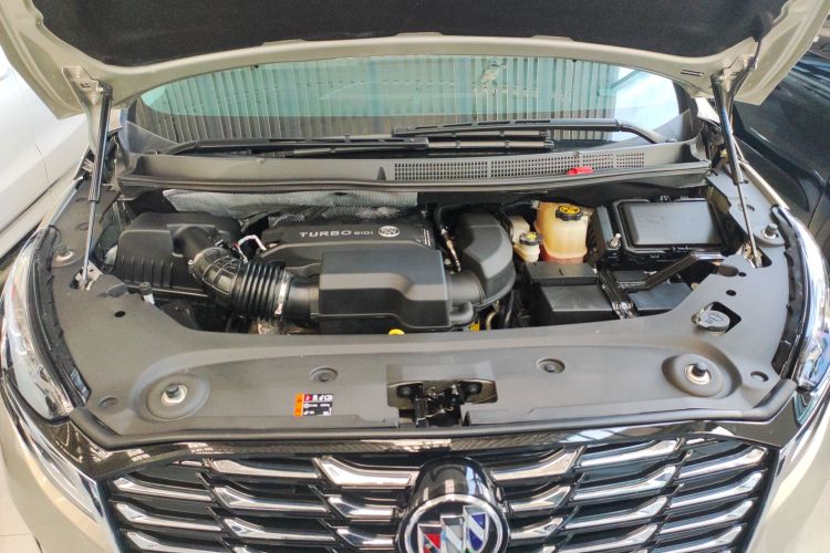 别克GL8 2023款 ES陆尊 舒适型机舱底盘24