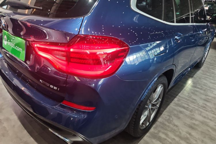 宝马X3 2020款  xDrive28i M运动套装车身外观9