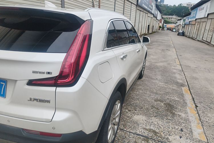 凯迪拉克XT4 2018款 28T 两驱领先型车身外观6006