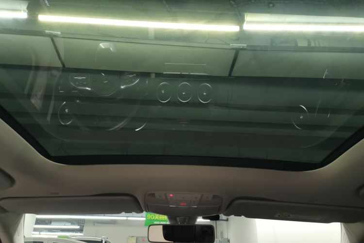 奔驰C级 2020款 改款 C 260 L 运动版局部细节22