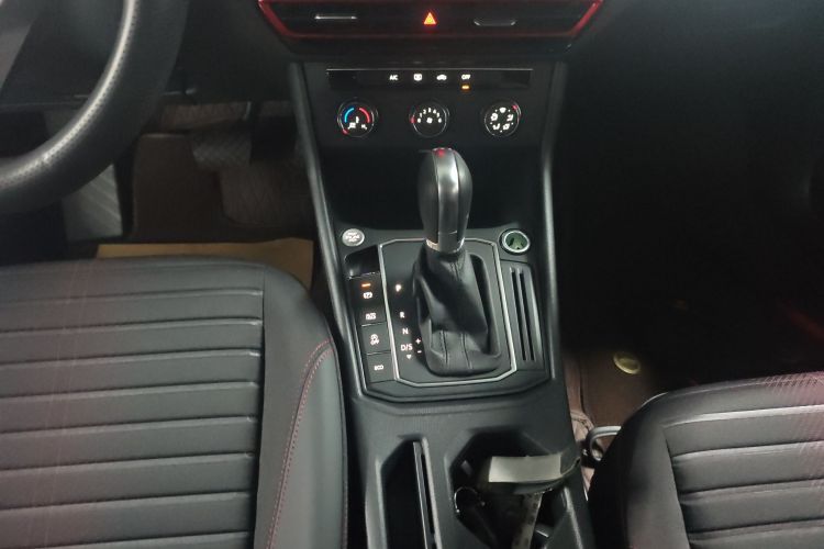 大众 朗逸 2024款 300TSI DSG星空满逸版中控内饰18