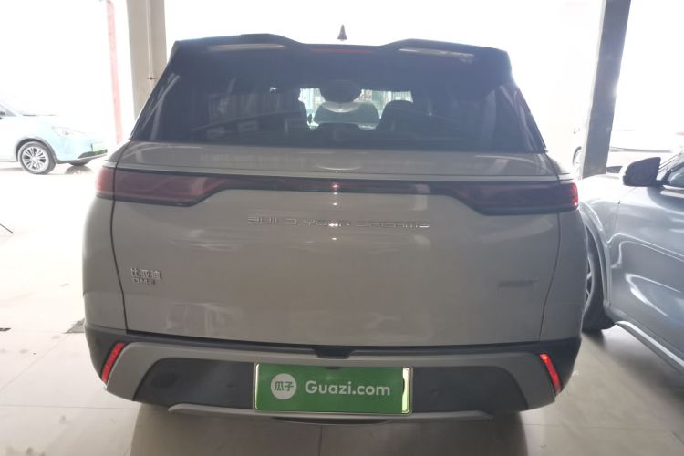 比亚迪 护卫舰07 2023款 DM-i 100KM 尊贵型车身外观6