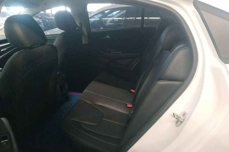 奇瑞 艾瑞泽5 2021款 PRO 1.5L CVT青春版中控内饰7004