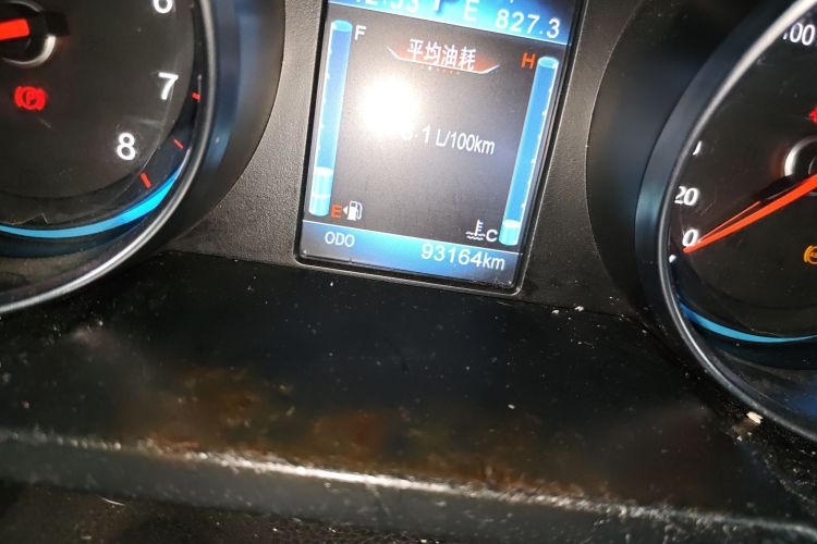 众泰T600 2018款 运动版 1.5T 自动豪华型中控内饰15