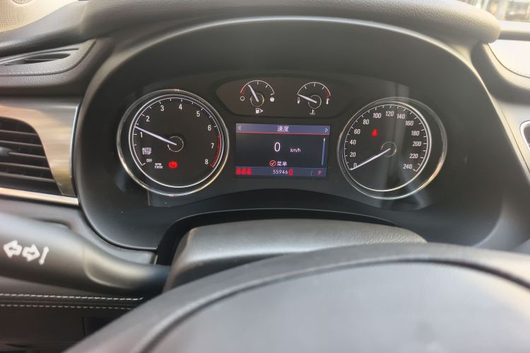 别克 君越 2020款 652T 豪华型中控内饰15