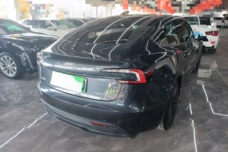 特斯拉 Model 3 2023款 后轮驱动版车身外观6005