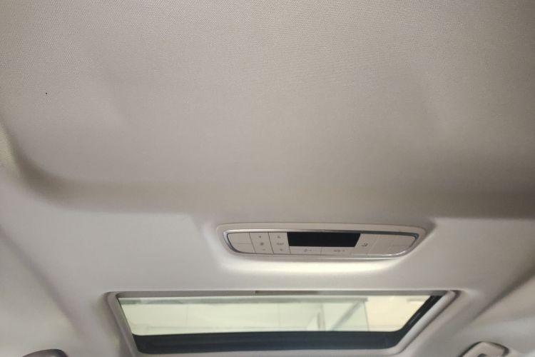 别克GL8 2018款 ES 28T 舒适型 国VI中控内饰22